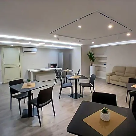 Hotel Residenza Aura *