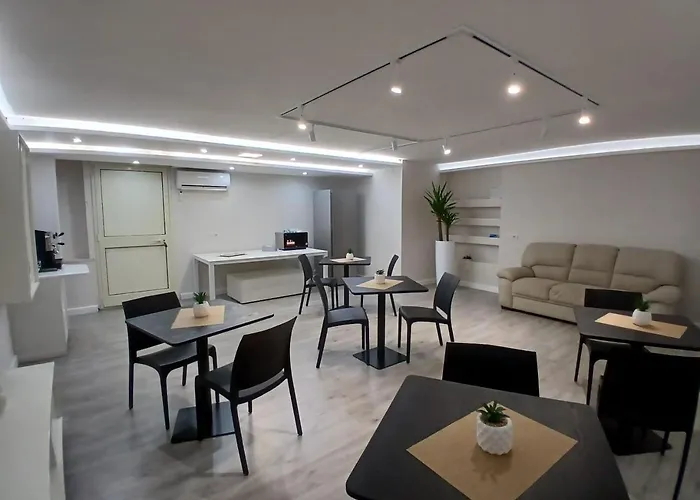 ホテル Residenza Aura オルビア